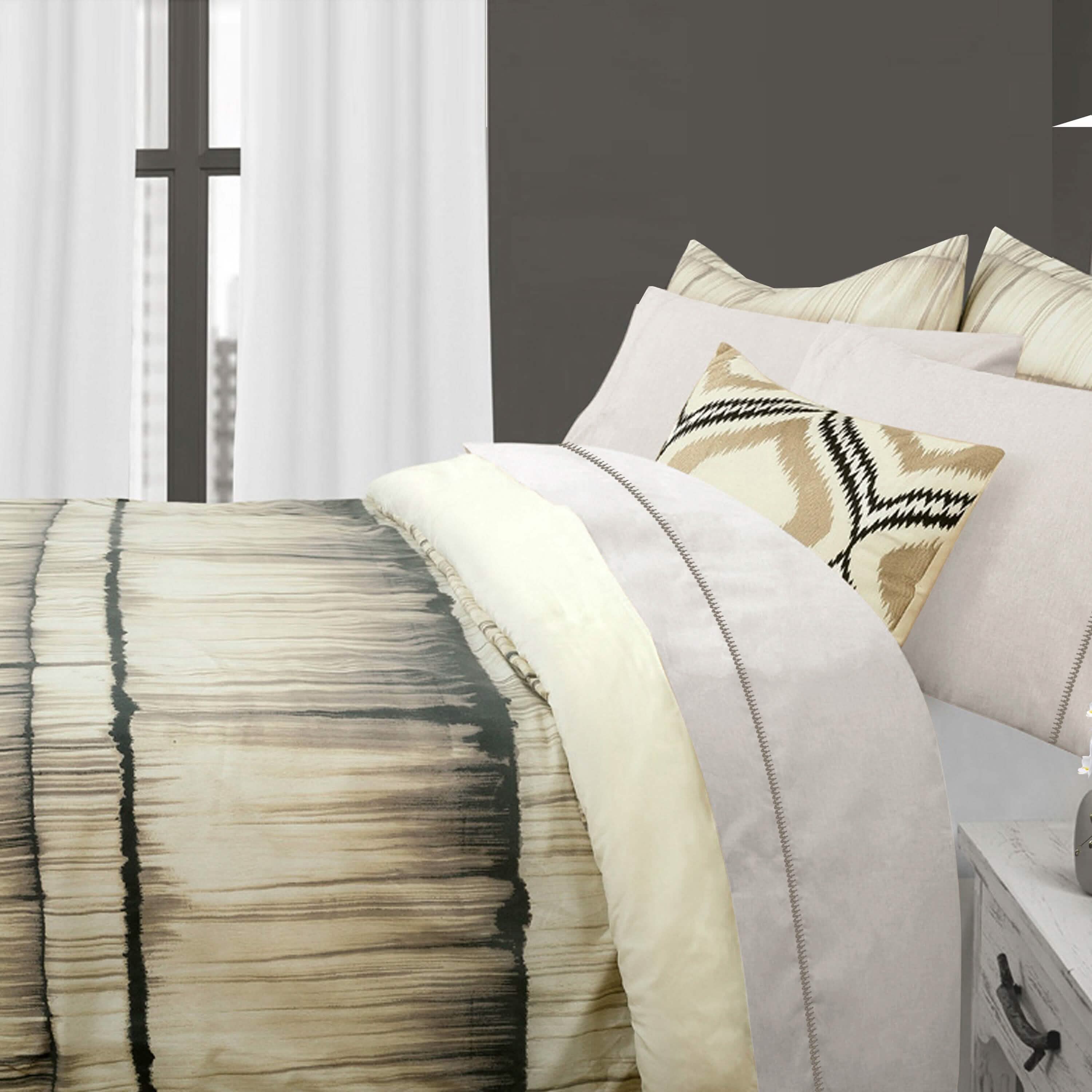 3-Piece: Global Stria Stripe Comforter Set