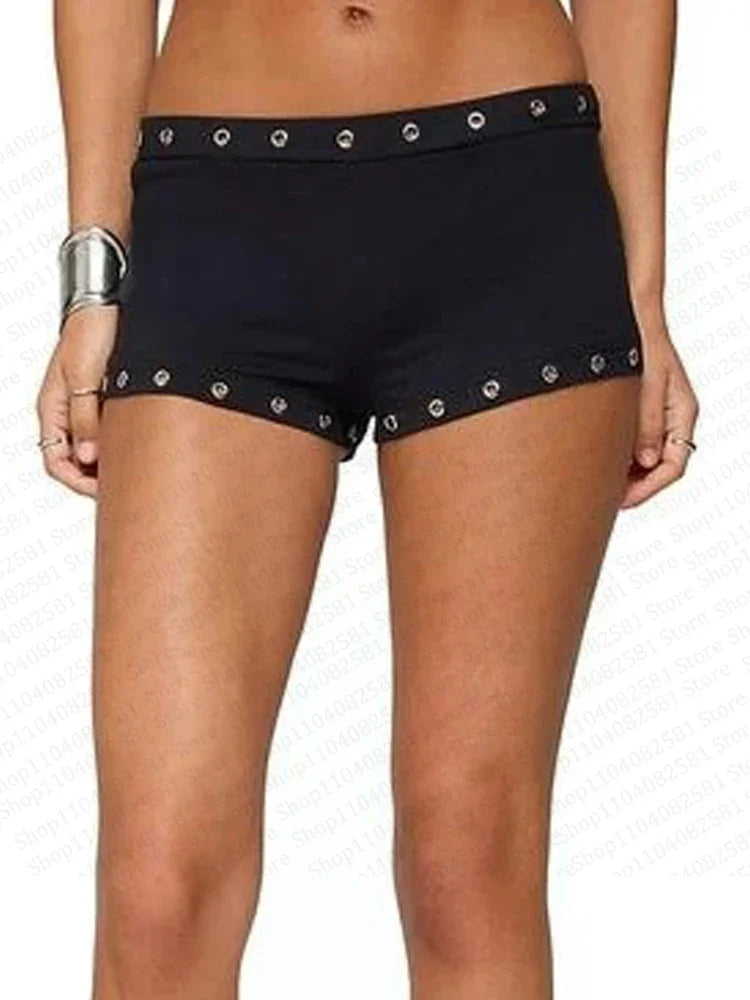 Hot girl Grunge fashionable Y2K shorts with rivet design hip-hop cut shorts street wear punk hot pants unique retro pants emo