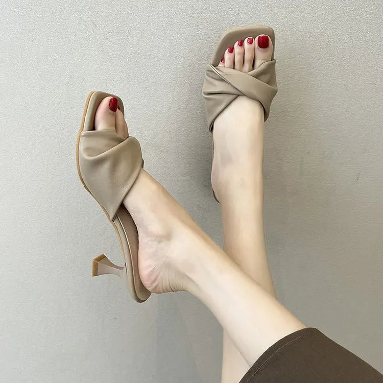 Summer Fashion Simple Ladies Slippers Dew Feet High Heels Solid Color Comfortable Casual SlippersFashion Slippers