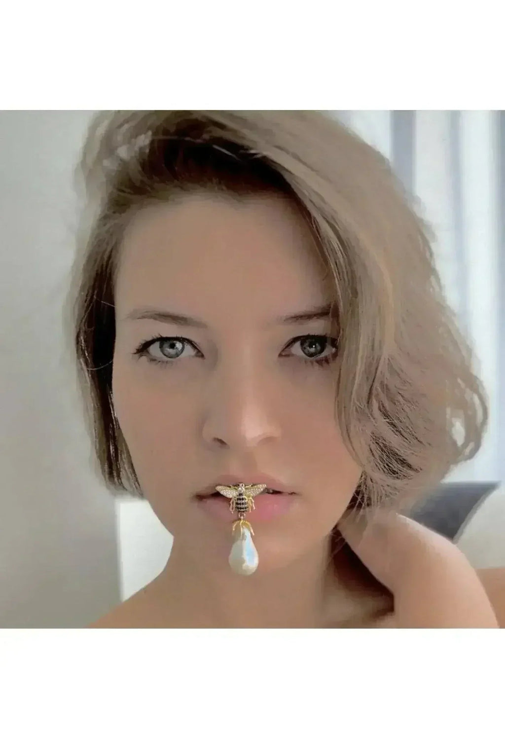 Baroque Pearl Bee Earrings | Gold Drop Nature-inspired Jewelry - Femstylo
