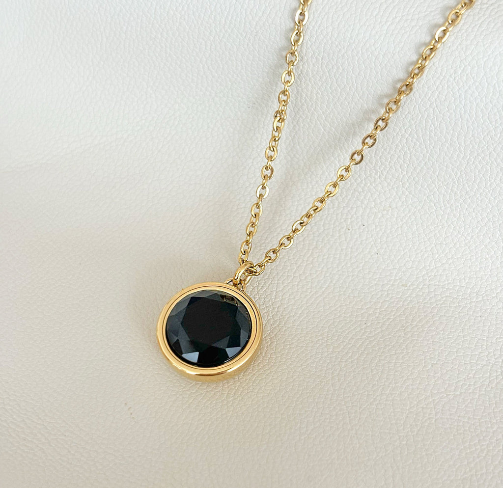 BLACK STONE PENDANT NECKLACE - SAMPLE
