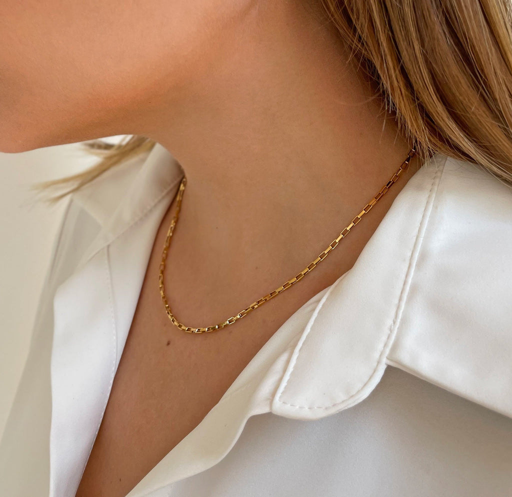 BLAKE GOLD BOX CHAIN NECKLACE