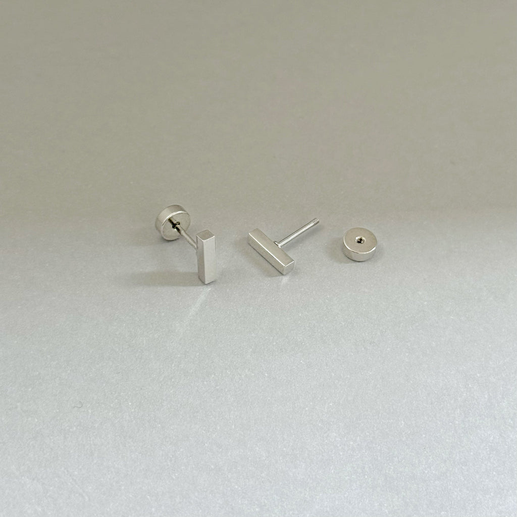 CASSIE DAINTY SILVER BAR STUD EARRINGS COMFORT FIT