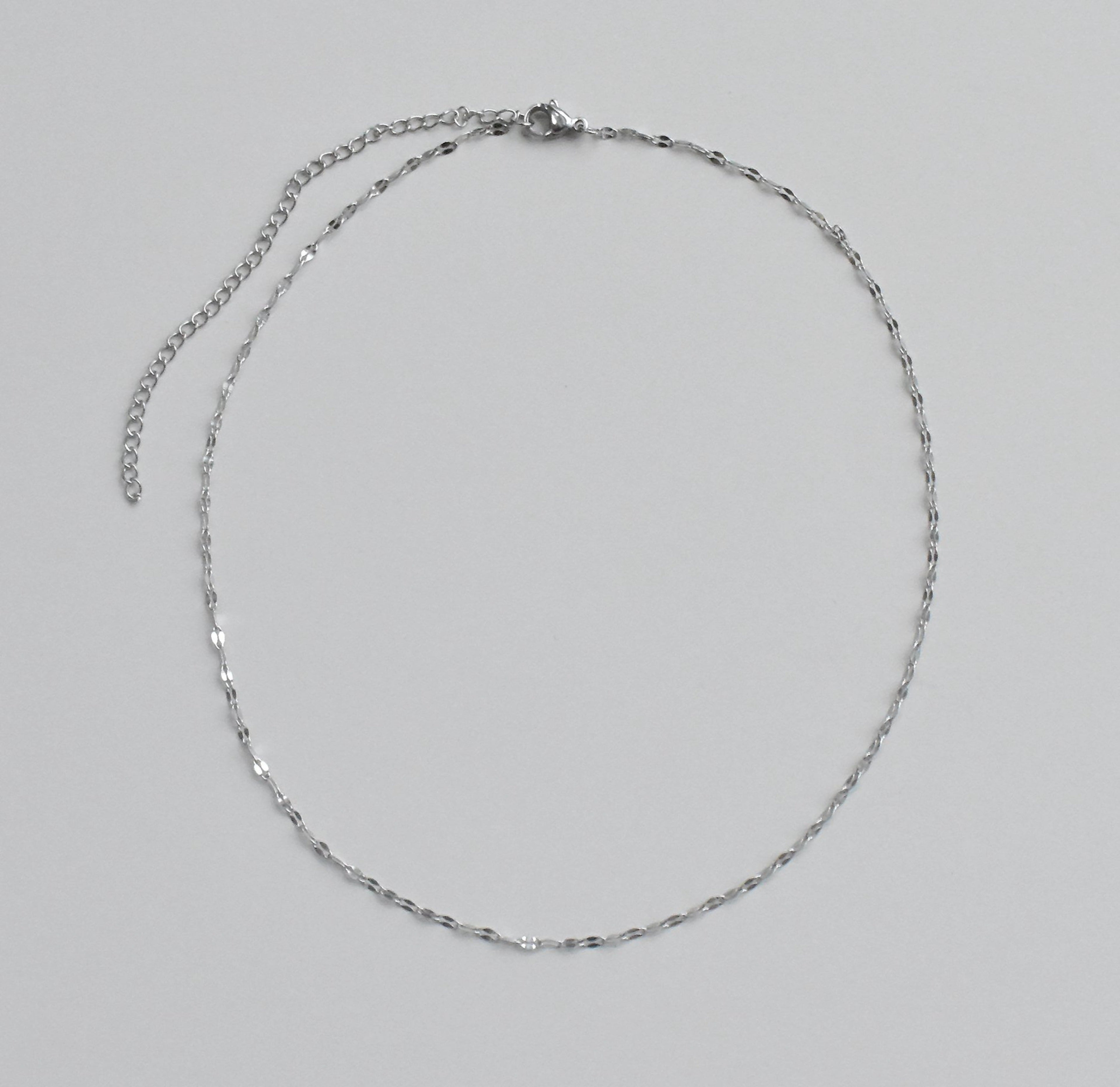 ELSIE SILVER DAINTY LACE CHAIN NECKLACE