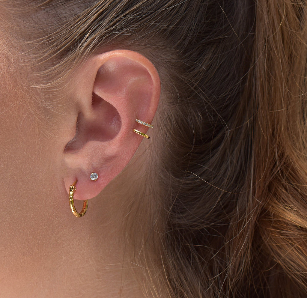 ISMAY GOLD HUGGIE HOOP EARRINGS