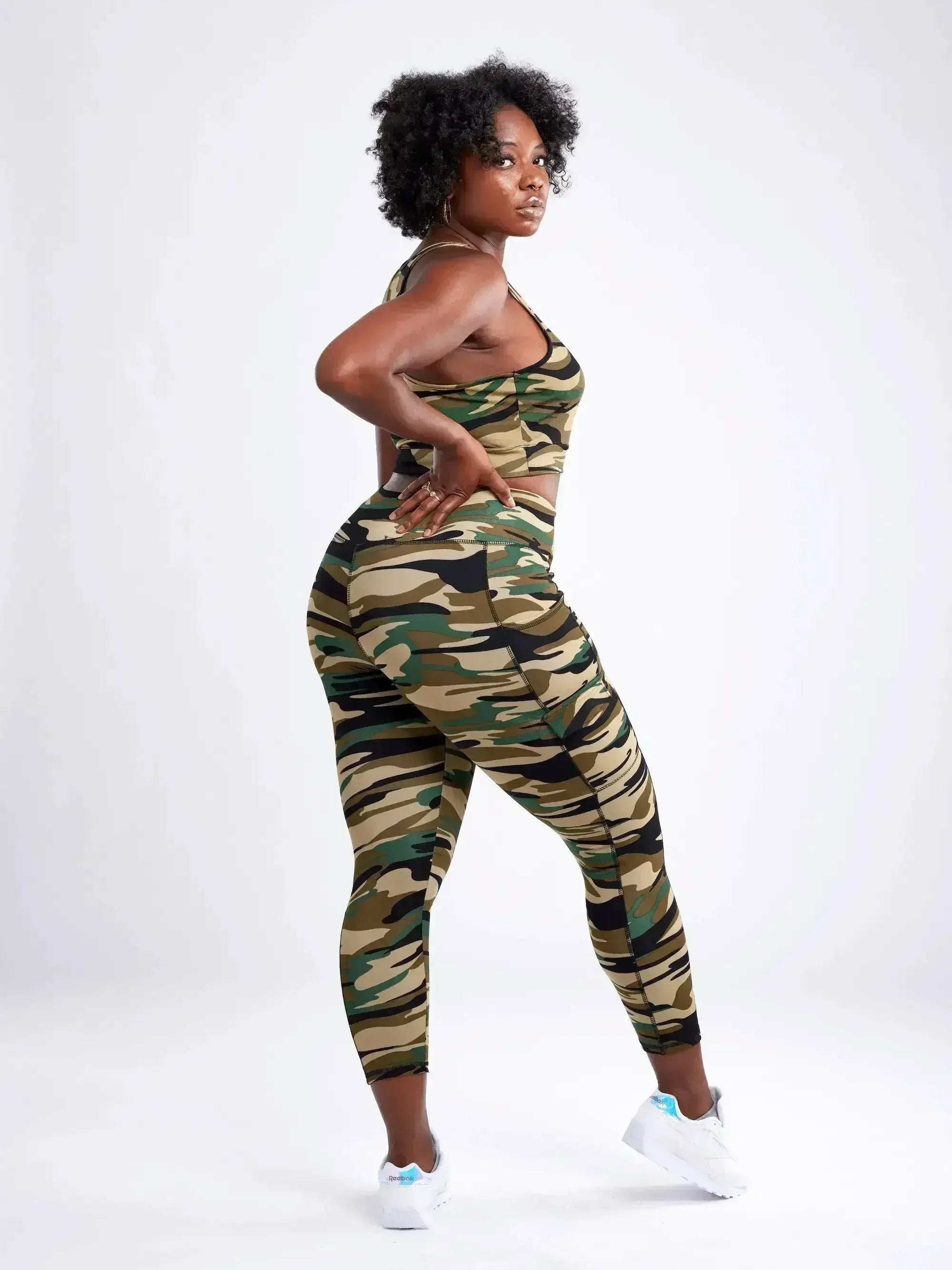 Racerback Training Crop Tank – Lightweight & Breathable for Workouts