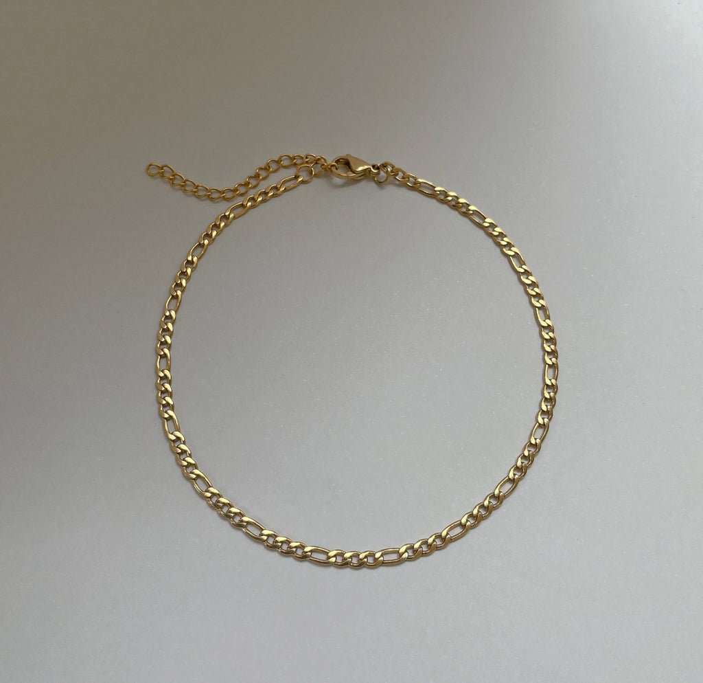 BOBBI DAINTY GOLD FIGARO ANKLET