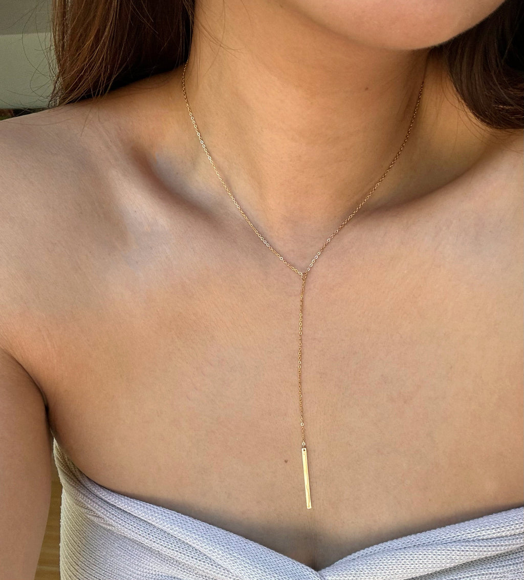 YVETTE GOLD Y LARIAT BAR CHAIN NECKLACE
