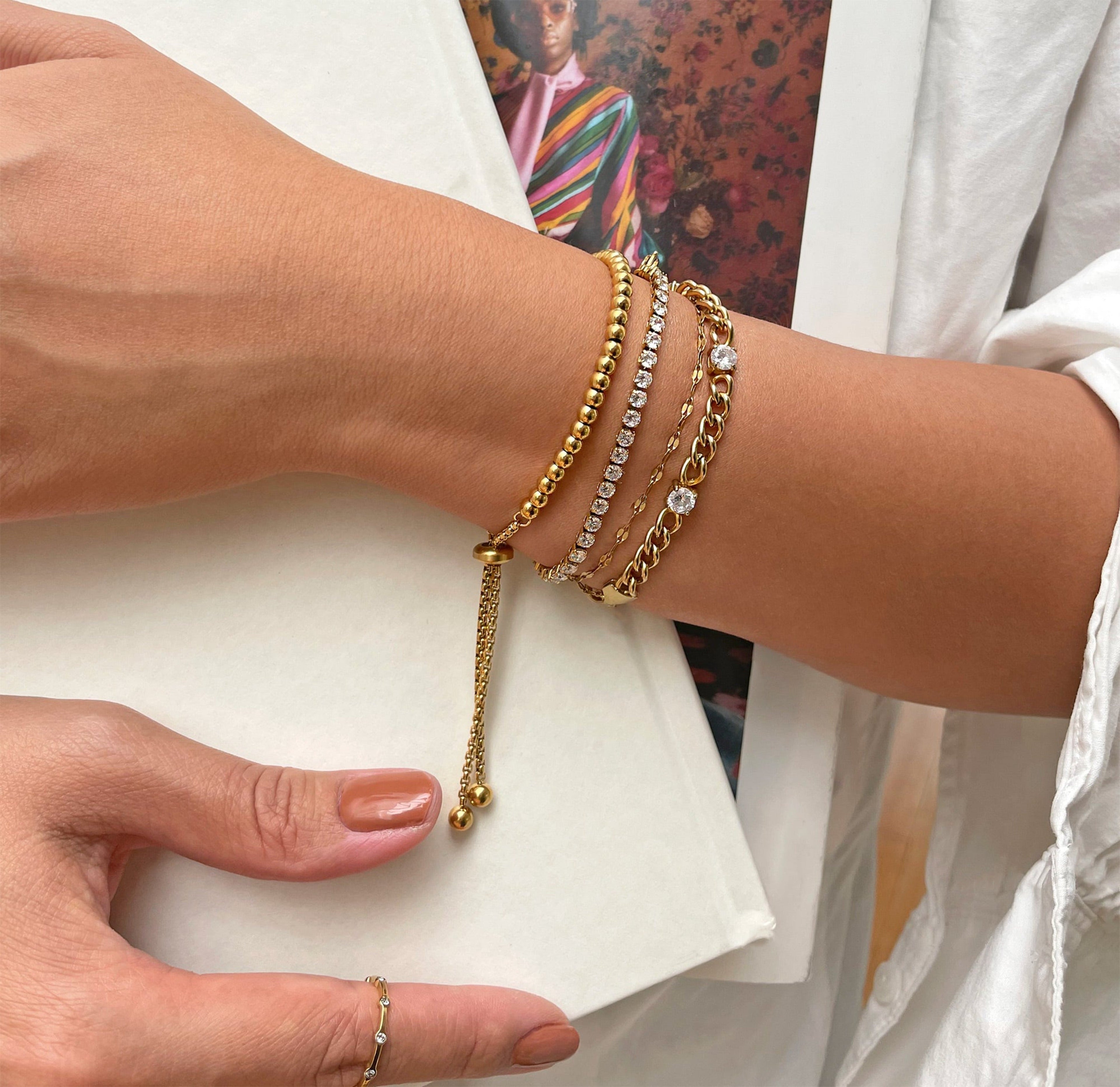 ELLIE GOLD BALL BEADED BRACELET
