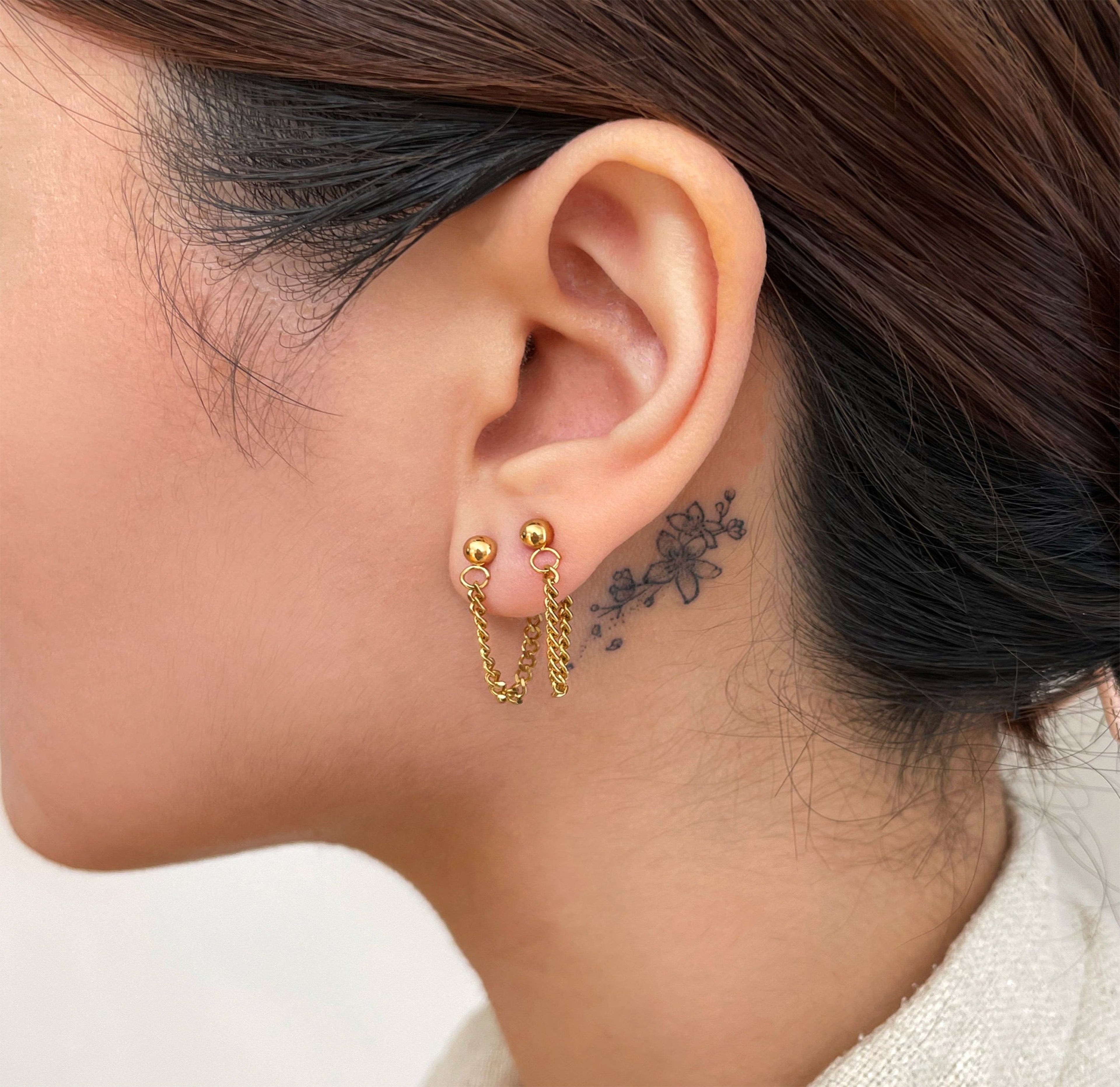 RYLIE DAINTY GOLD LOOP CHAIN EARRINGS