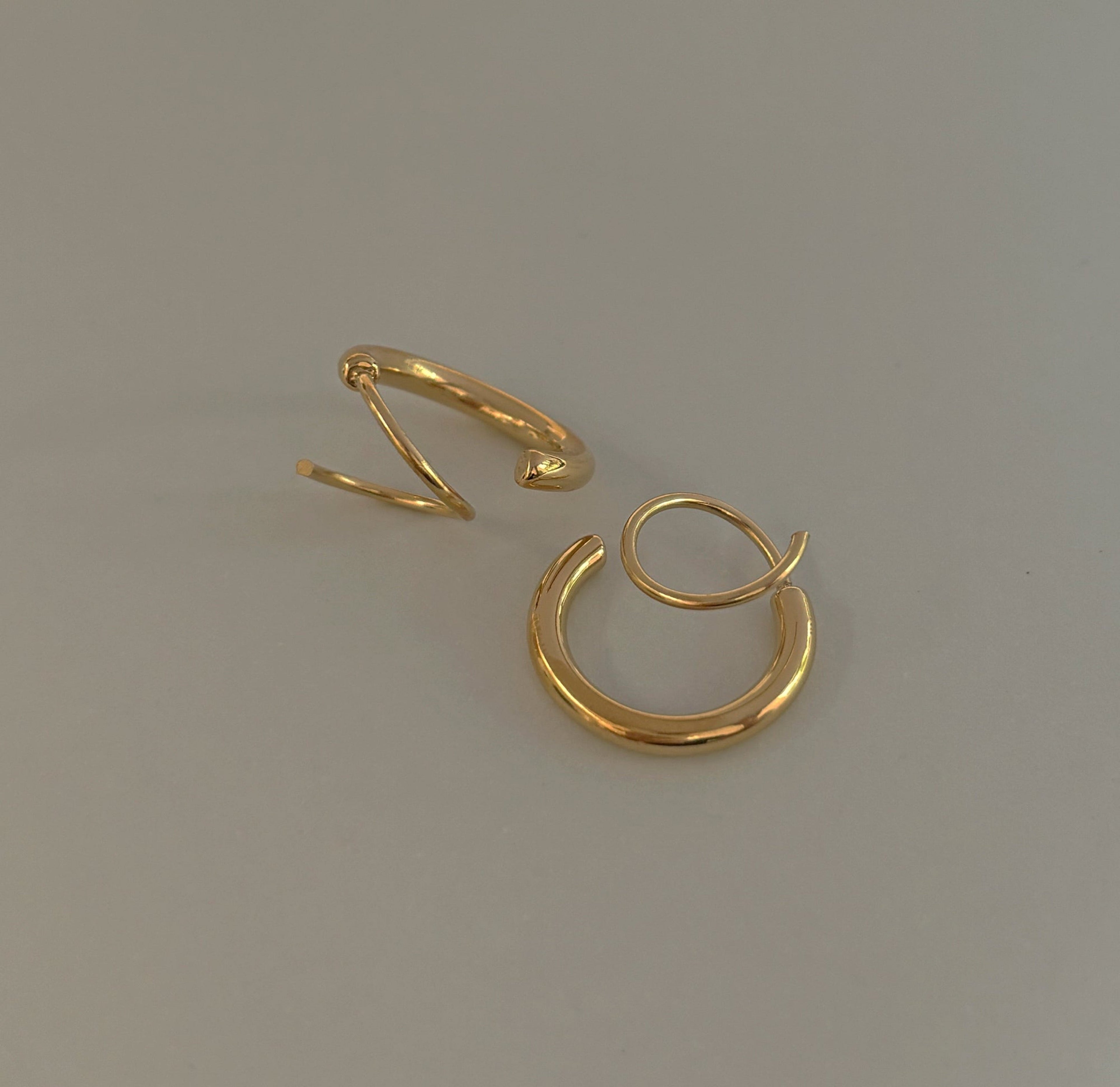 MICKY DOUBLE HUGGIE HOOP EARRINGS 2 IN 1