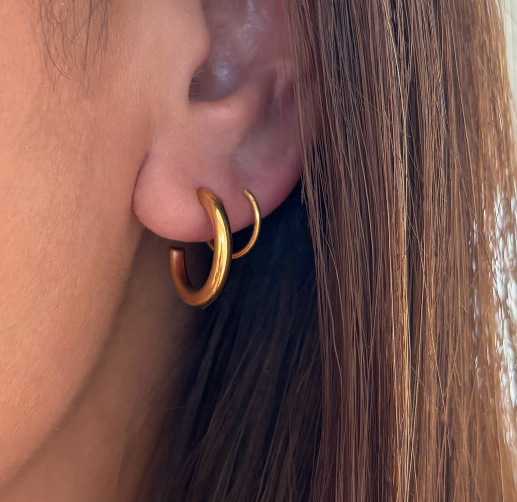 MICKY DOUBLE HUGGIE HOOP EARRINGS 2 IN 1
