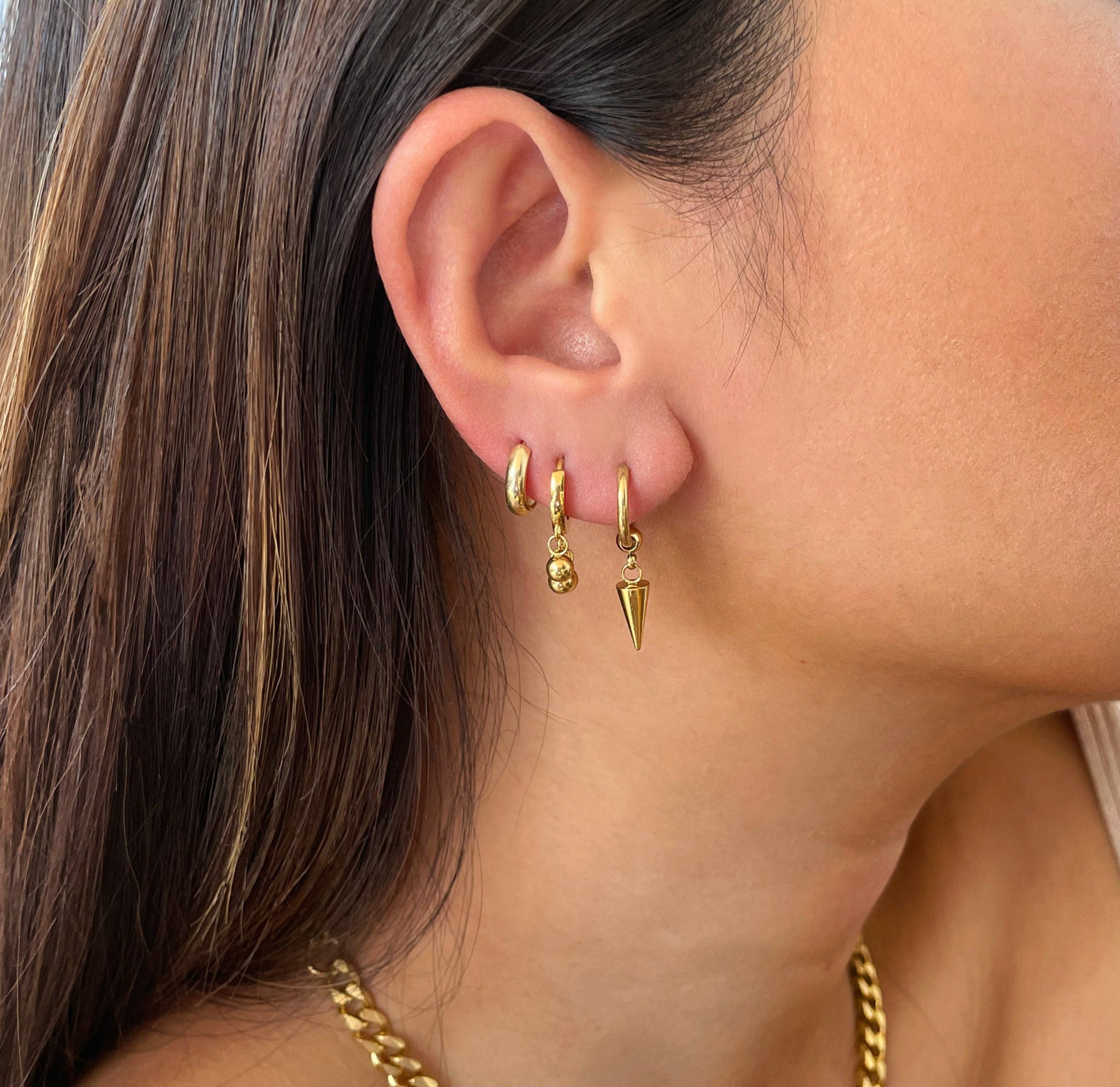 CARA GOLD DAINTY SPIKE HUGGIE EARRINGS