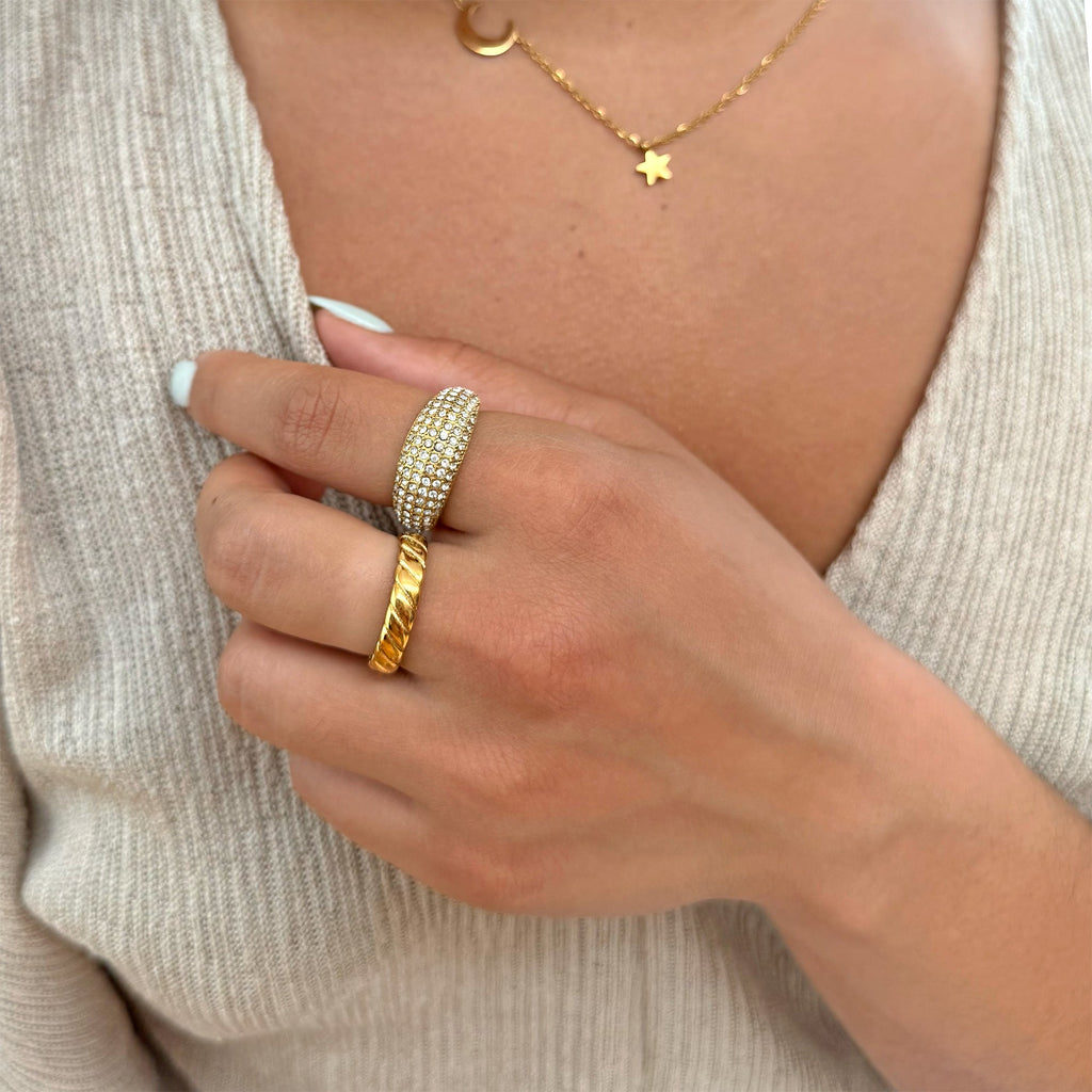 TEGAN GOLD TWIST FLAT RING BAND