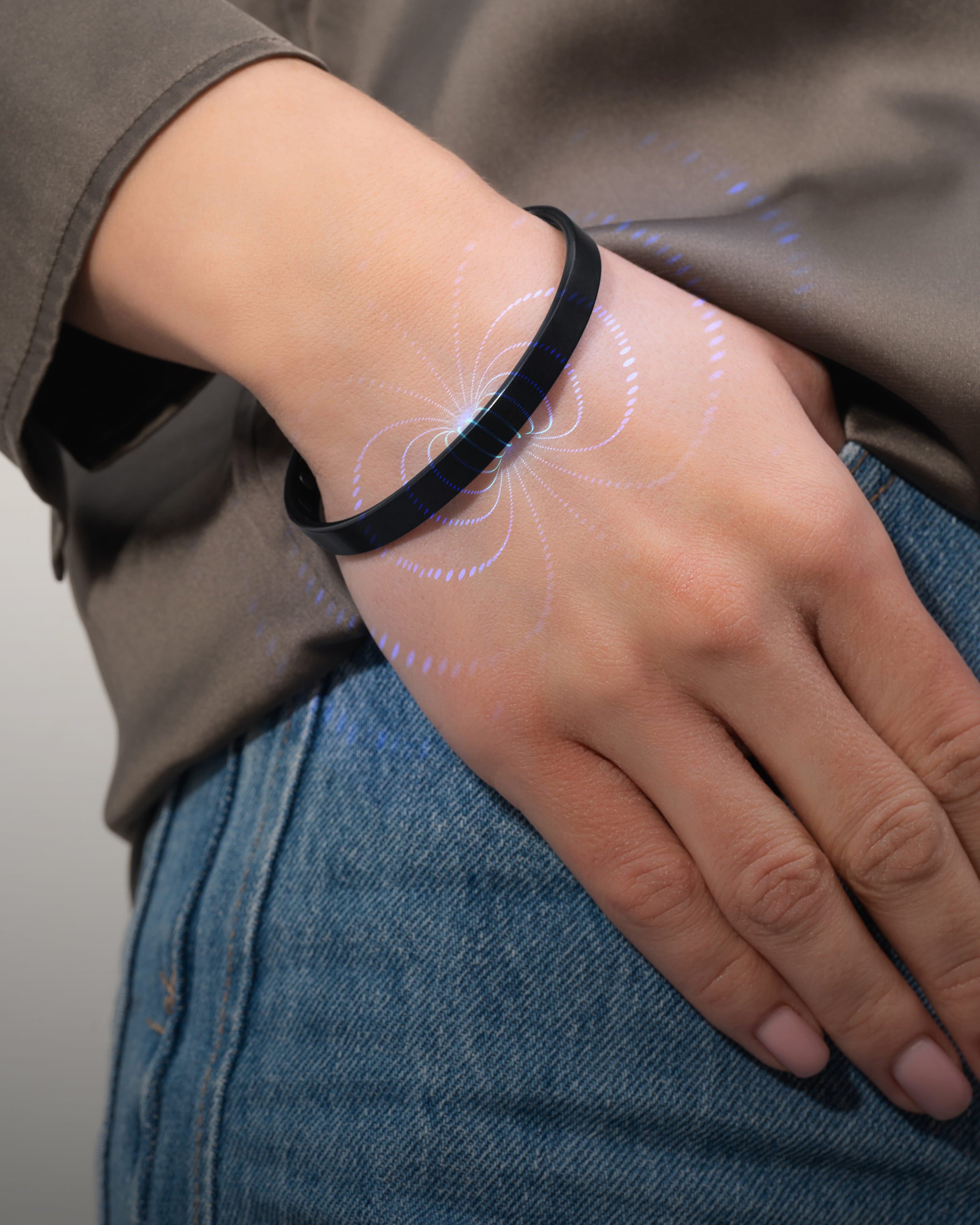 Men’s Magnetic Bracelet Cuff (Brushed Black)