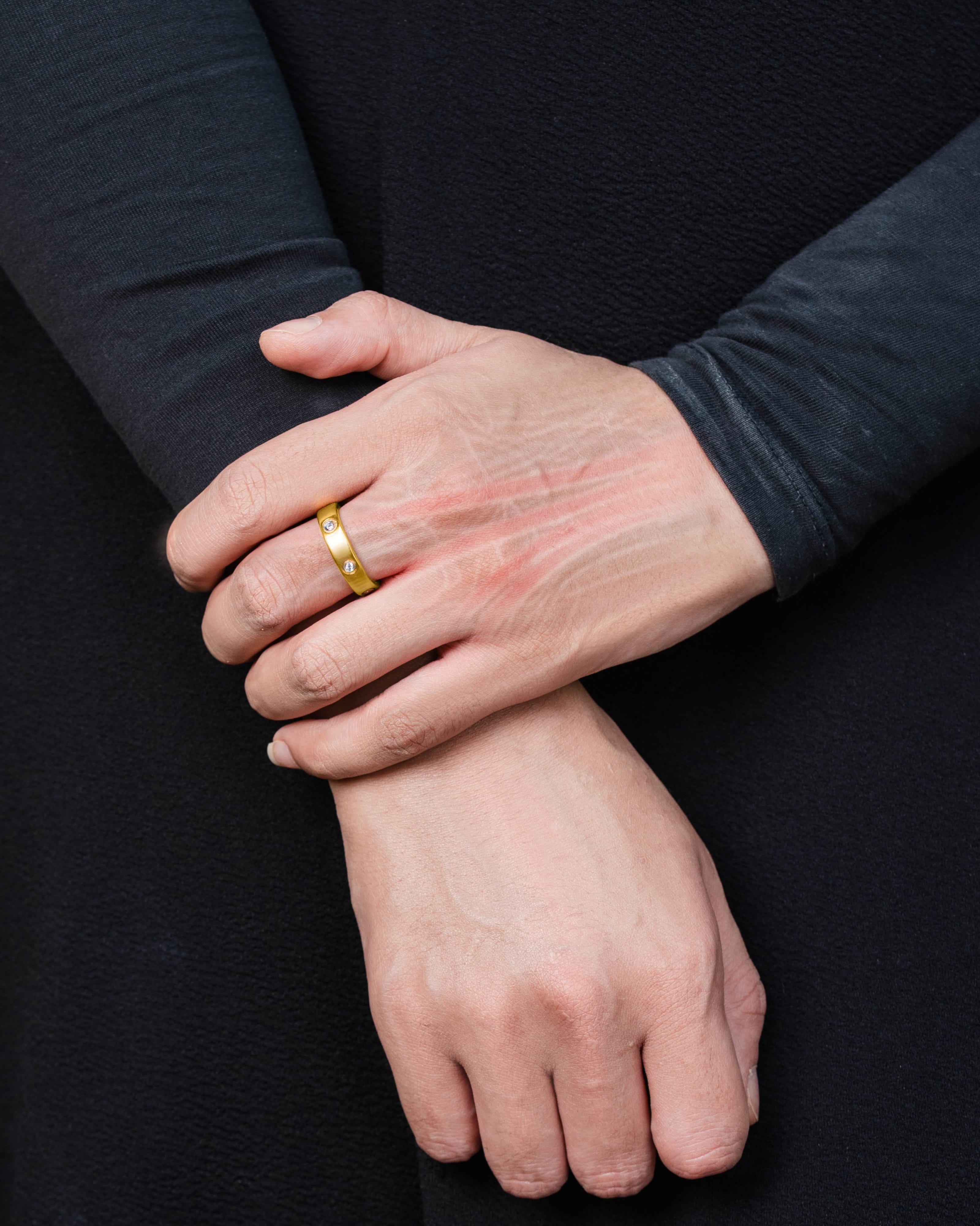 Crystal Magnetic Therapy Ring (Gold)