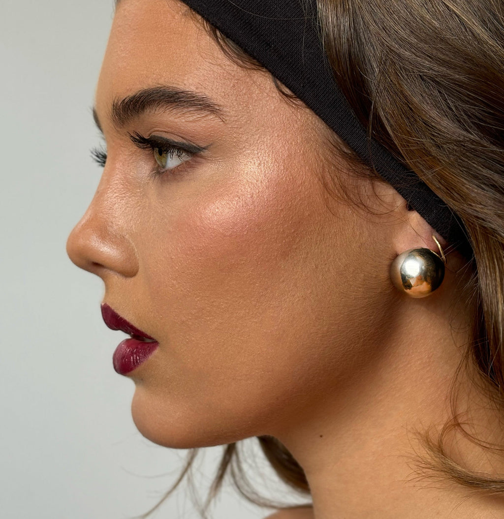 MARYLYN SILVER DOME EARRINGS