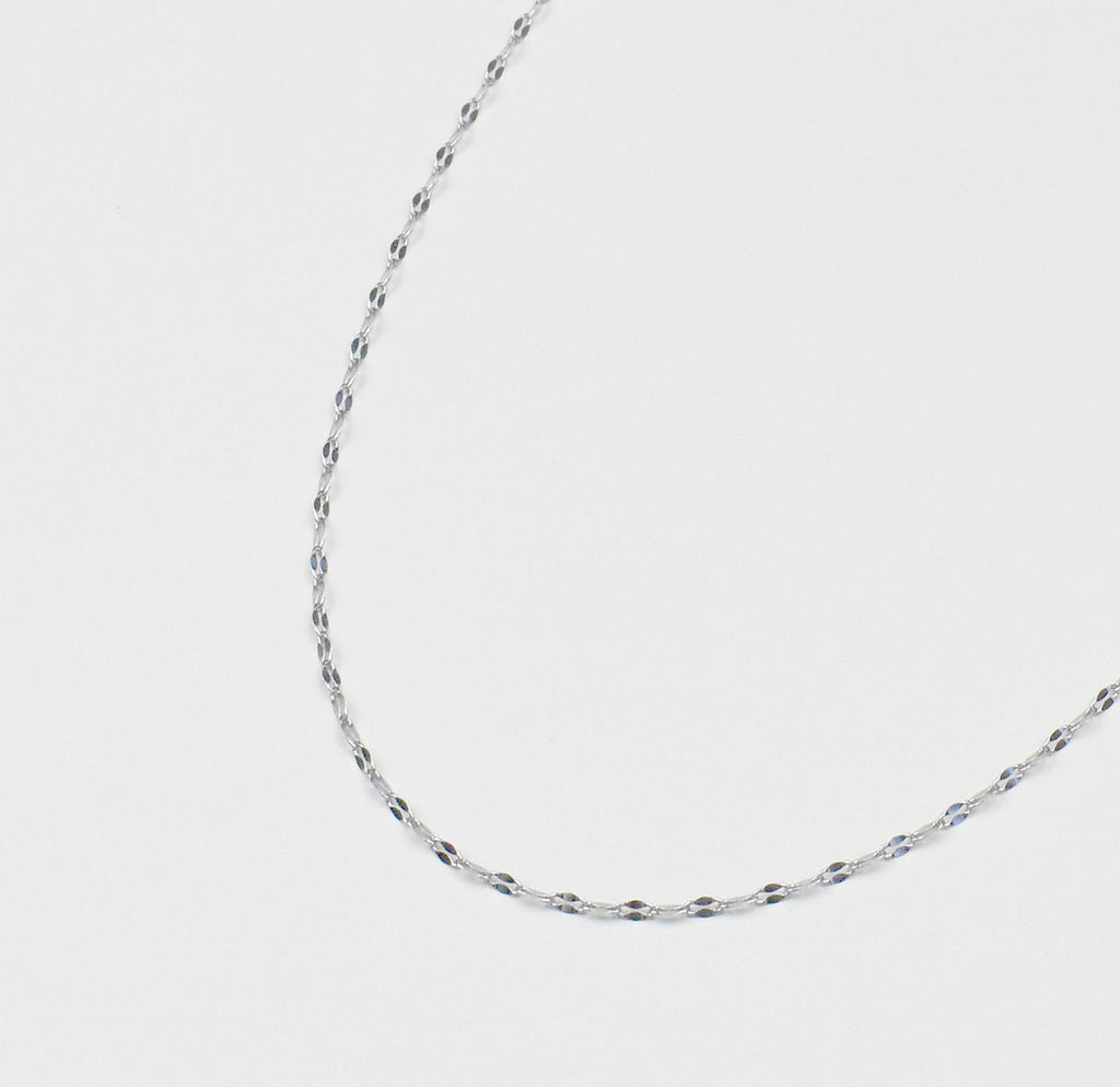 ELSIE SILVER DAINTY LACE CHAIN NECKLACE