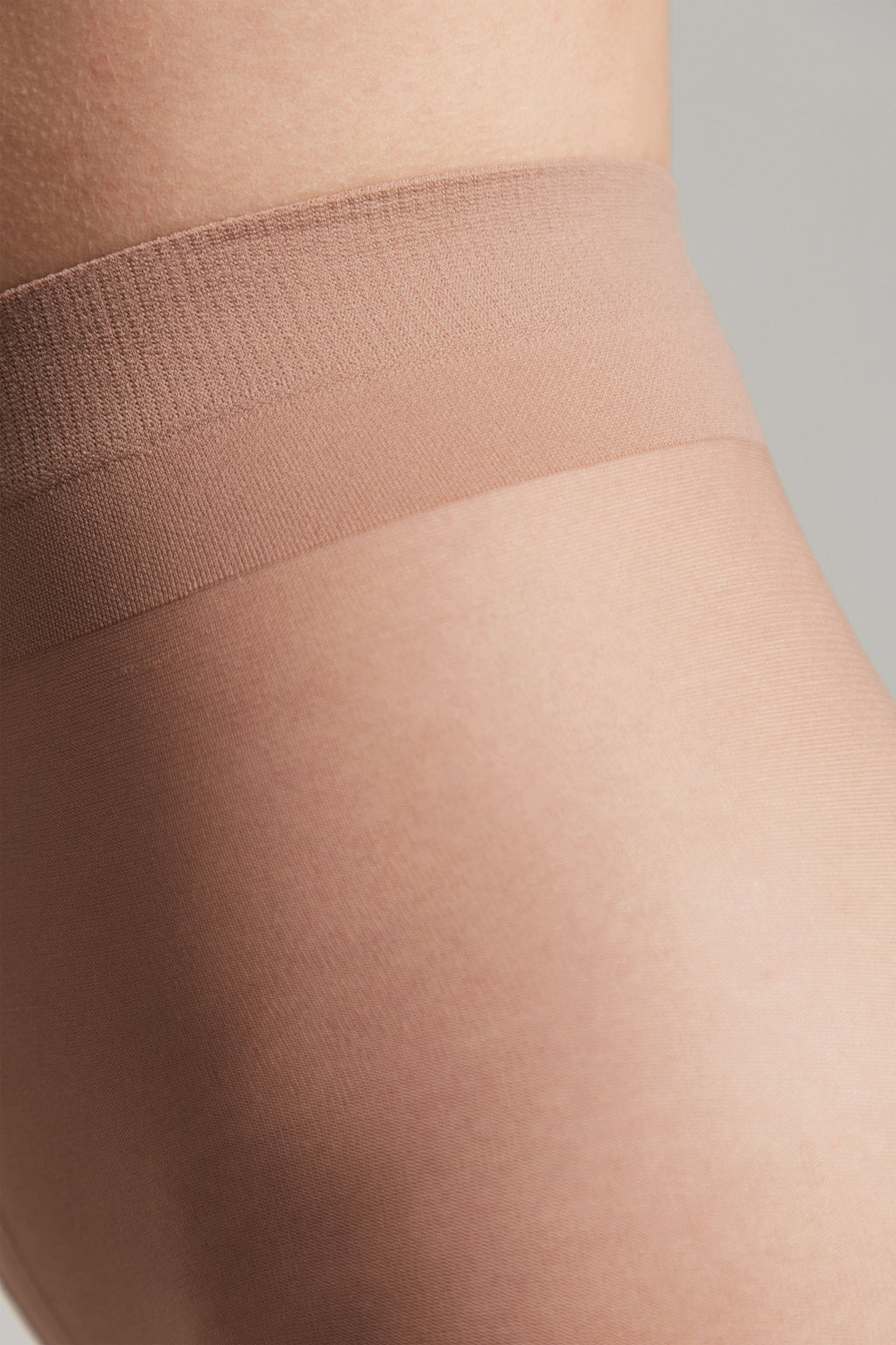 Tights Conte Tango 20 Den - Sheer to Waist Satin Shine