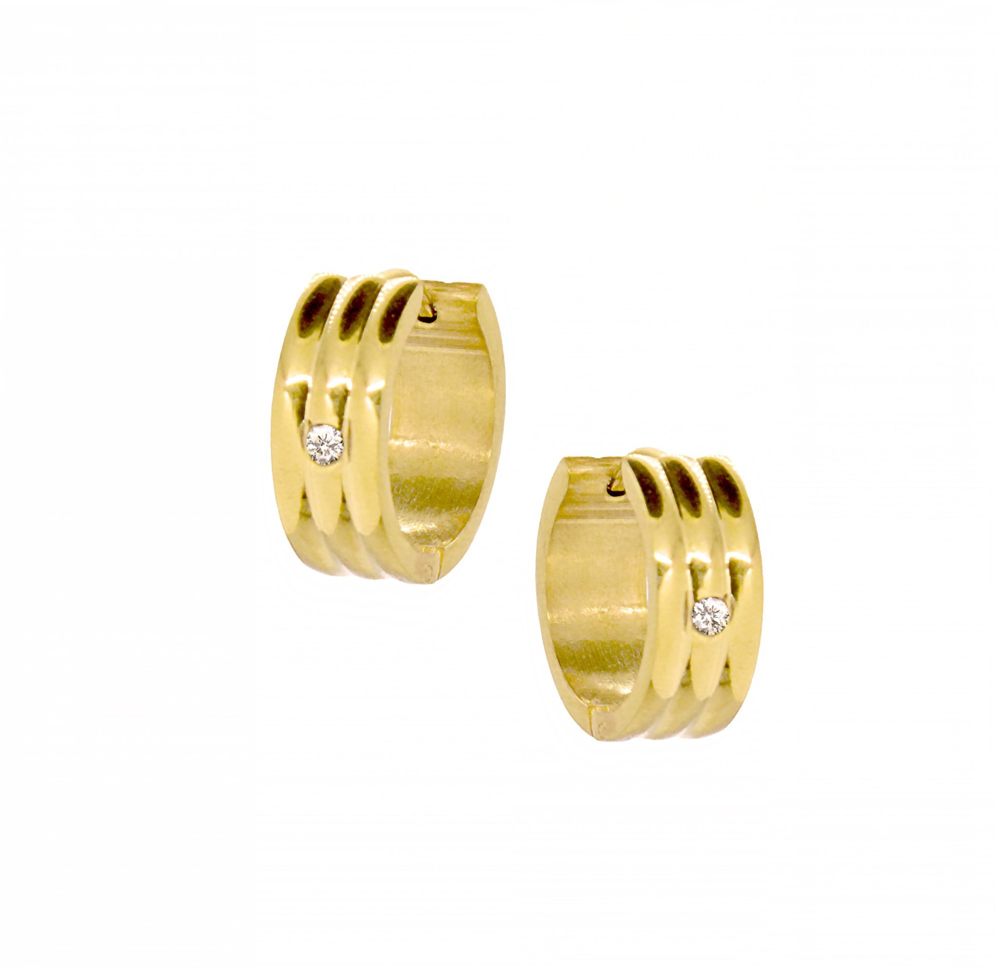 MILAN RIDGED GOLD SMALL HOOP EARRINGS